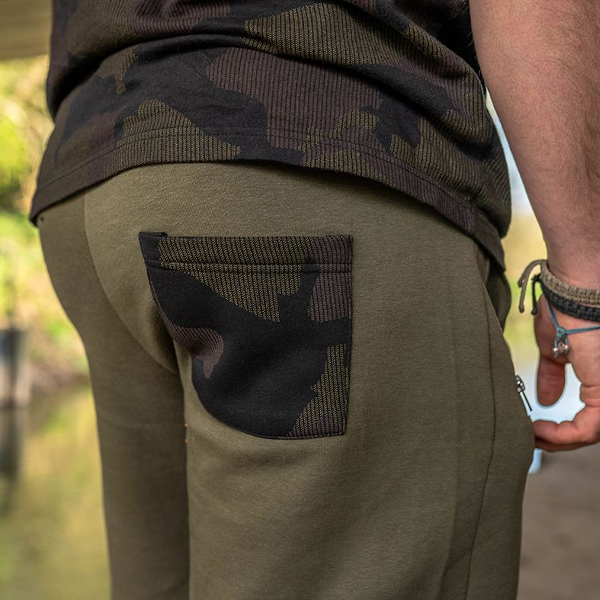 Avid Carp Distortion Jogger Shorts 3 Avid Carp Distortion Jogger Shorts - Image 3