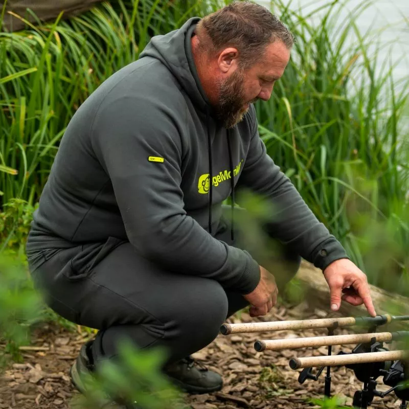 Ridge Monkey APEarel Heavyweight Hoody Green 9 Ridge Monkey APEarel Heavyweight Hoody Green - Image 9