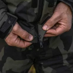 Avid Carp Arctic 50 Camo Suit 15 Avid Carp Arctic 50 Camo Suit -Fishing Rod Shop 5ctb2gij637969459293944384