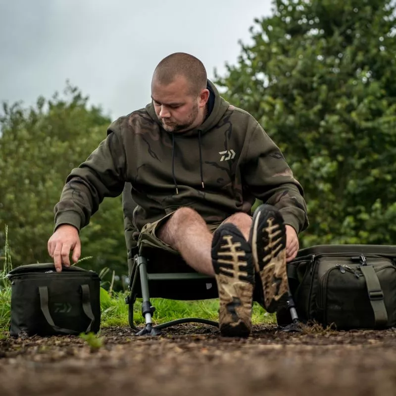 Daiwa Camo Hoodie 3 Daiwa Camo Hoodie - Image 3