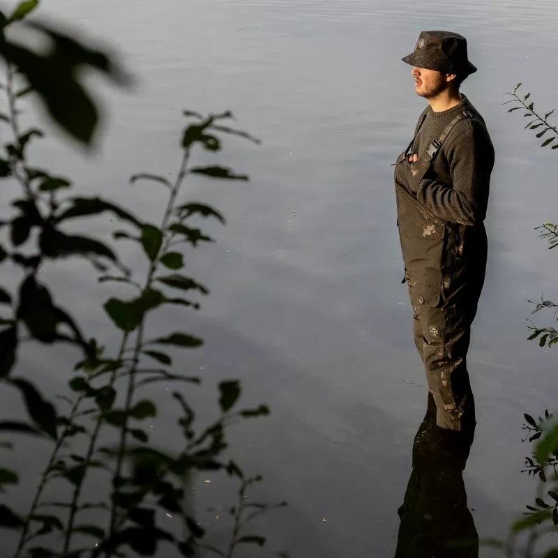 Nash Scope Waterproof Bib & Brace 5 Nash Scope Waterproof Bib & Brace - Image 5